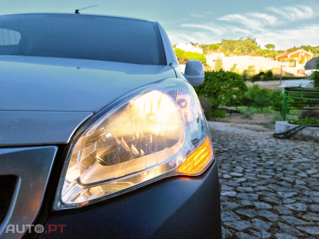 Peugeot Partner 1.6 BlueHDi L2 Premium