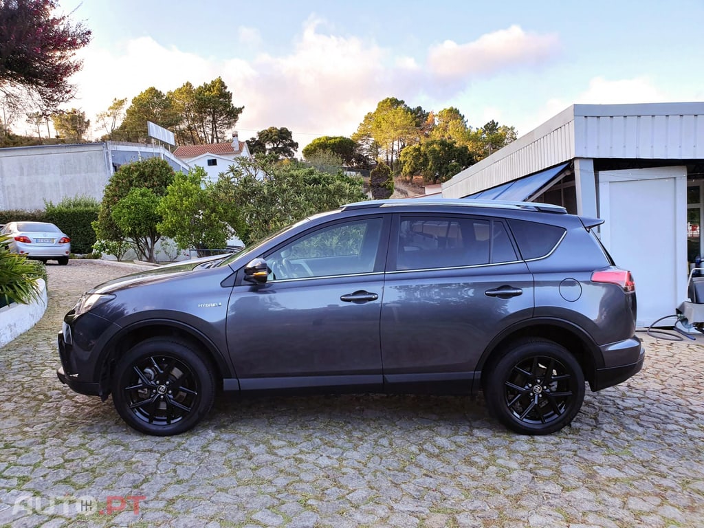 Toyota RAV4 2.5 Dual VVT-i HSD Pure Dark