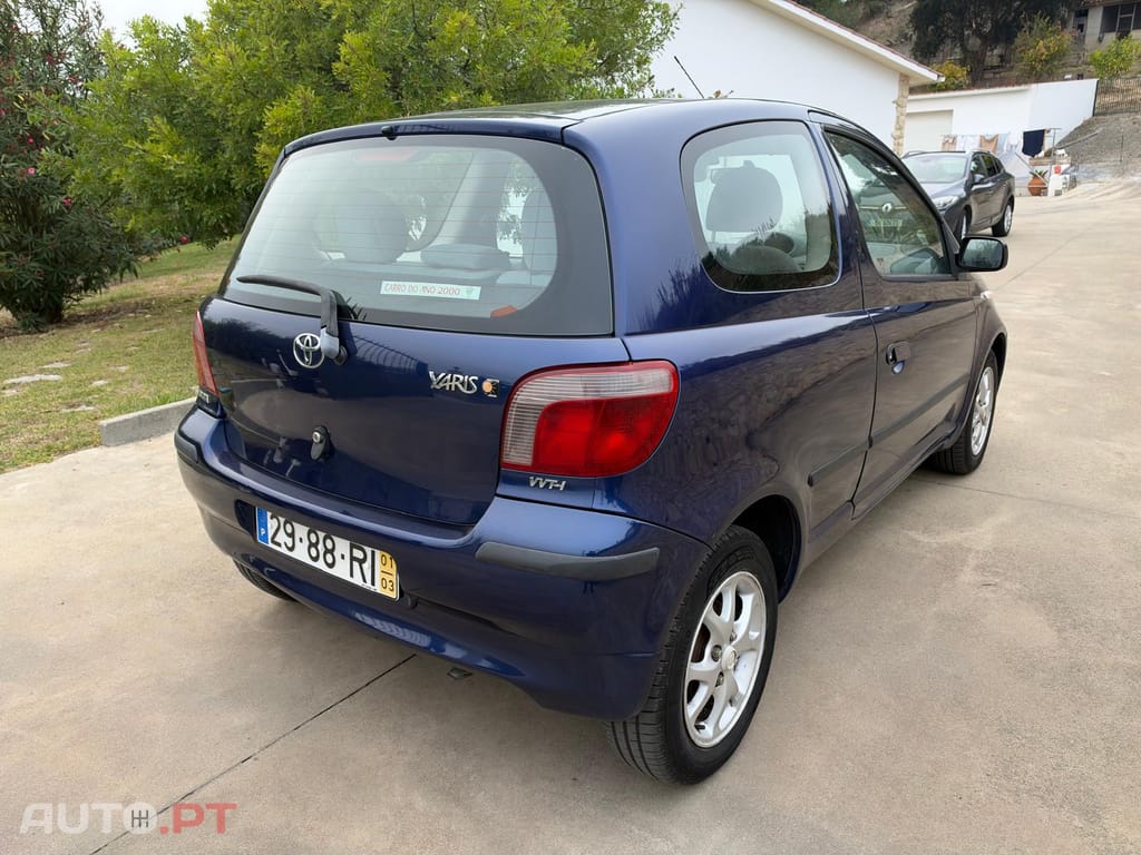 Toyota Yaris 1.0 VVT-I