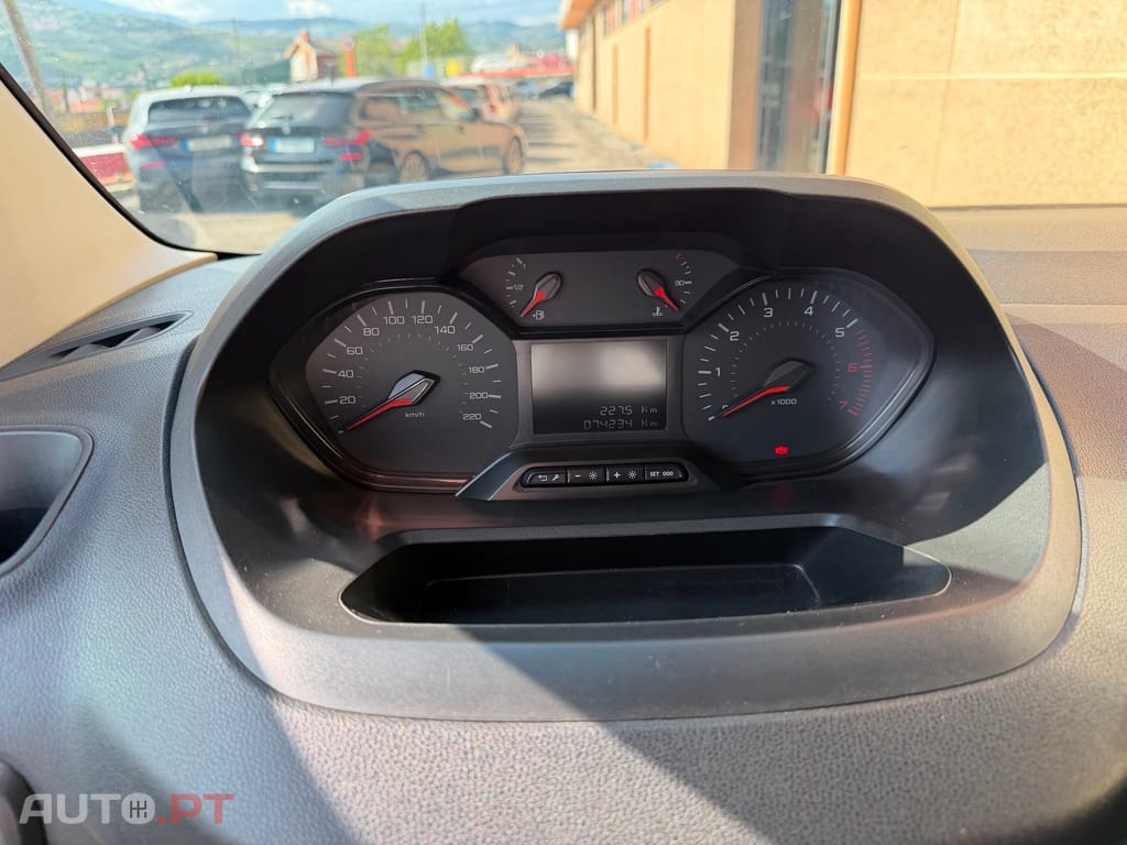 Peugeot Partner 1.5 BlueHDi Standard