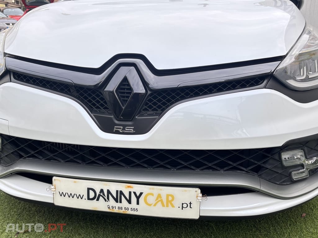 Renault Clio 1.6 T RS Trophy EDC