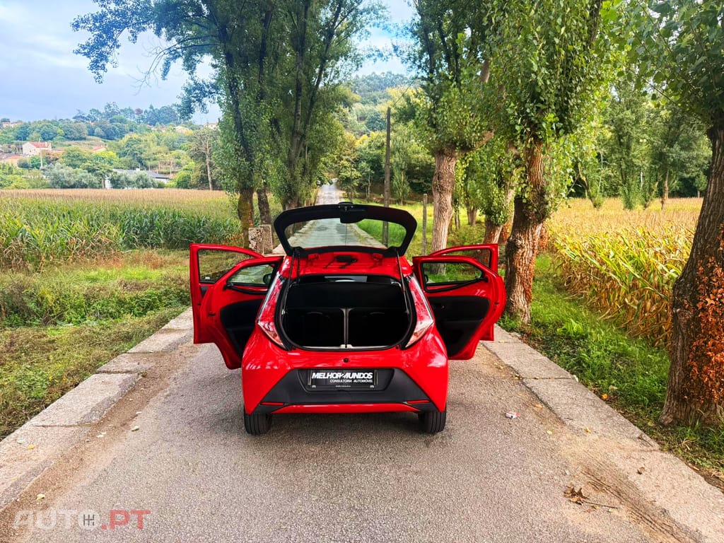 Toyota Aygo 1.0 X-Play+AC+X-Touch