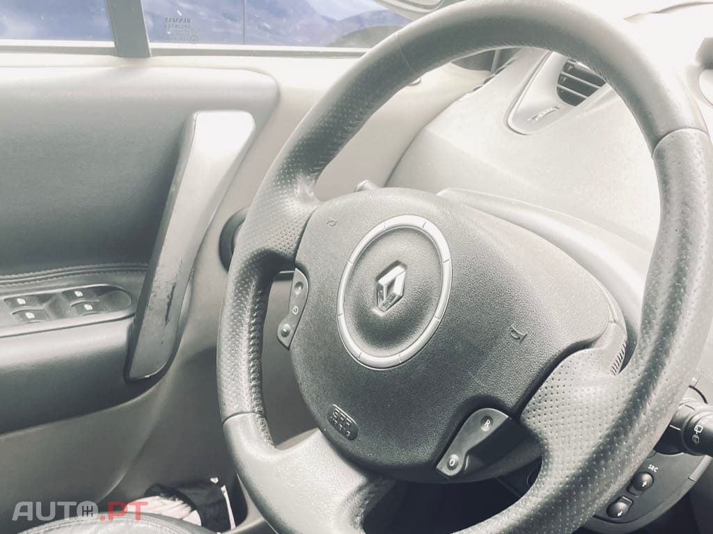 Renault Scénic 1.5 dvi exclusiv