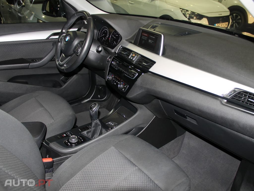 BMW X1 18 i sDrive