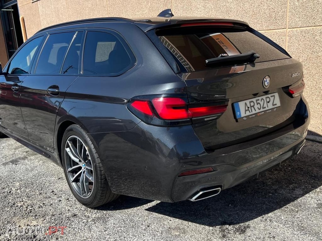 BMW 520 d Pack Desportivo M Auto