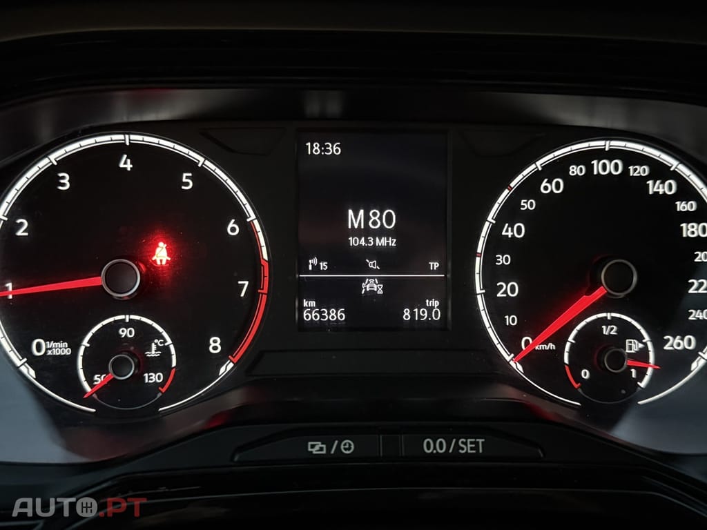 Volkswagen Polo 1.0 Confortline