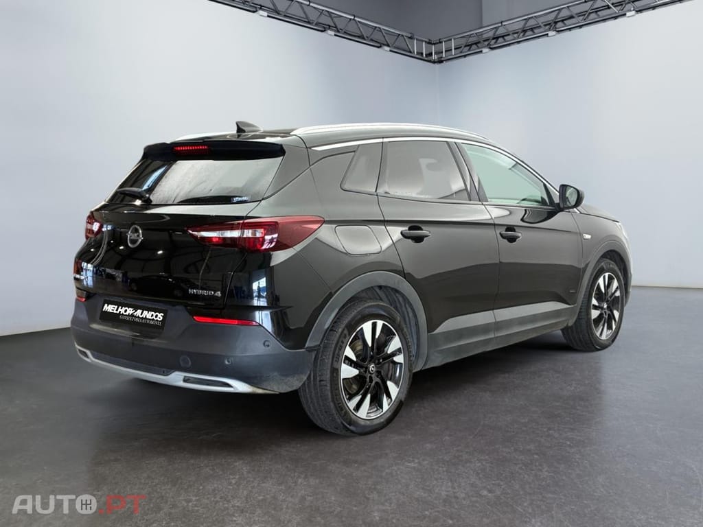 Opel Grandland (X) Hybrid4 AWD Ultimate