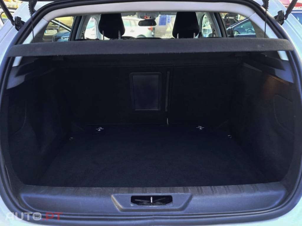 Peugeot 308 1.6 BlueHDi Allure