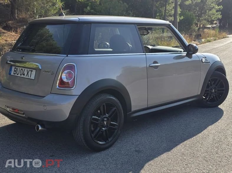 MINI Cooper Cooper D Baker Street