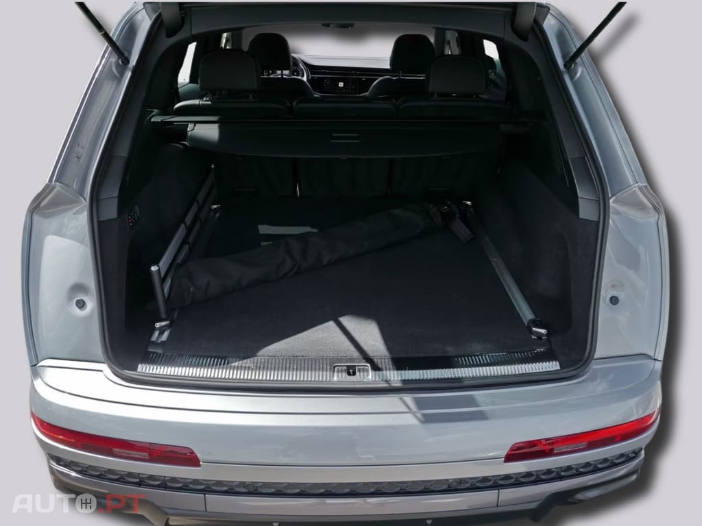 Audi Q7 55 TFSIe qu. S line