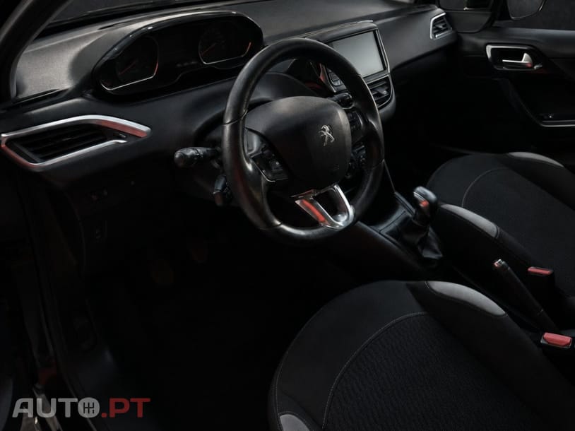 Peugeot 208 1.2 PureTech Active