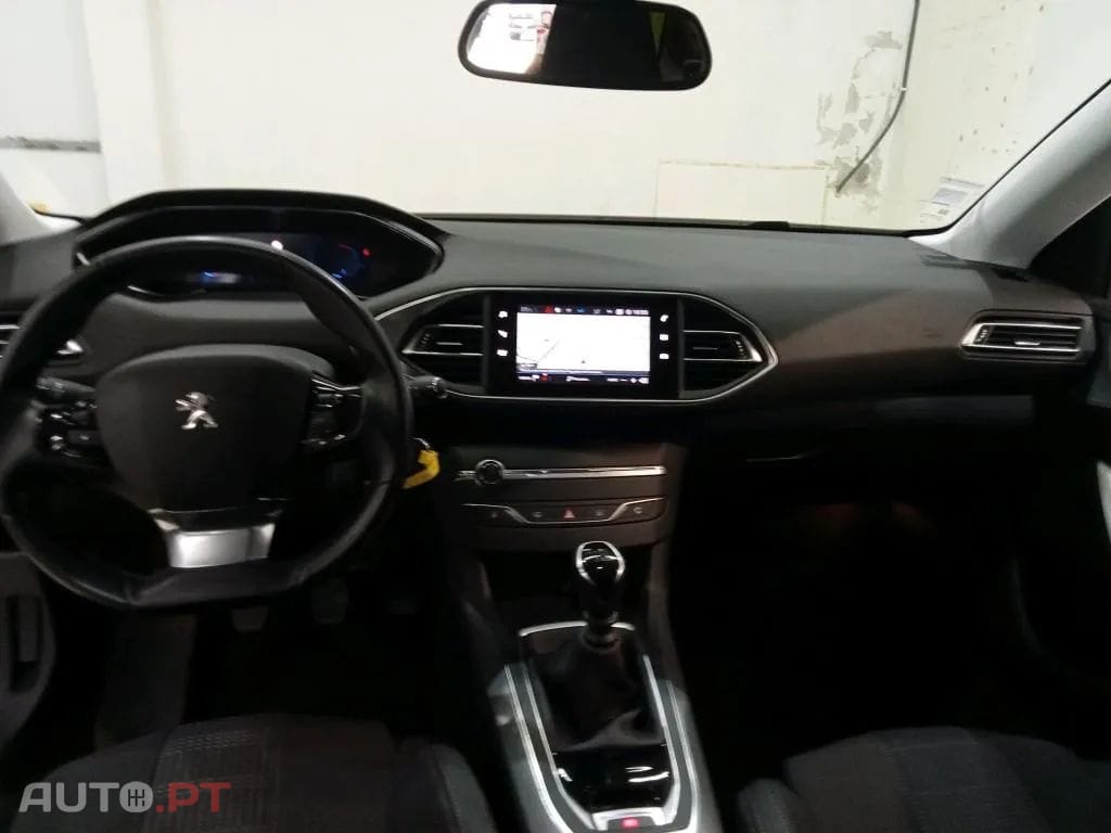 Peugeot 308 SW 1.2 PureTech Allure