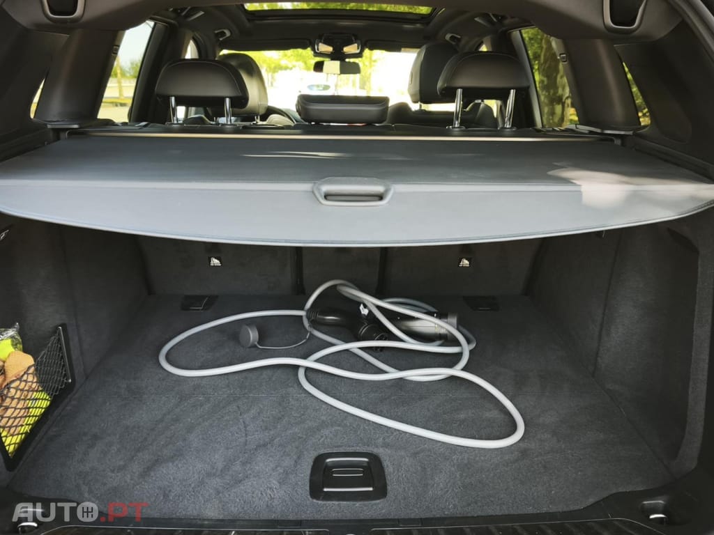 BMW iX3 M Sport Impressive