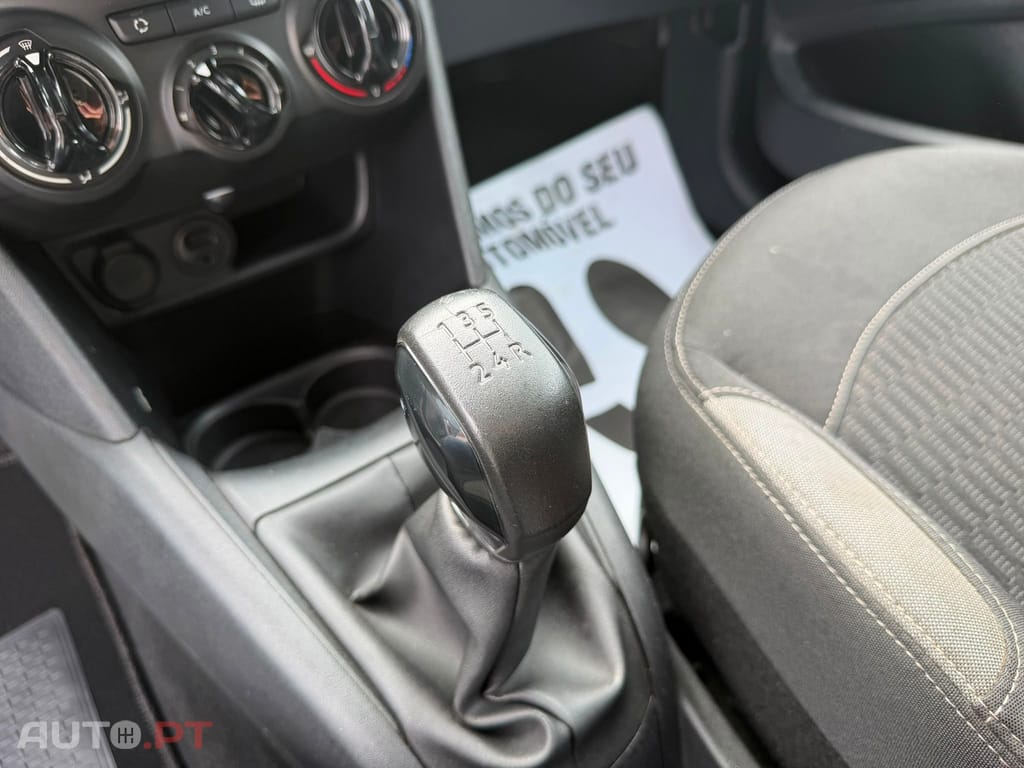 Peugeot 208 1.6 BlueHDi Style