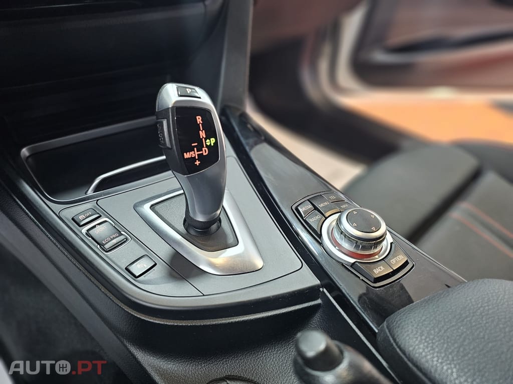 BMW 318 d Touring Line Sport Auto