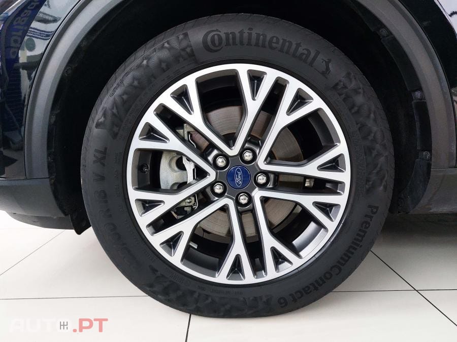 Ford Kuga 2.5 PHEV Titanium