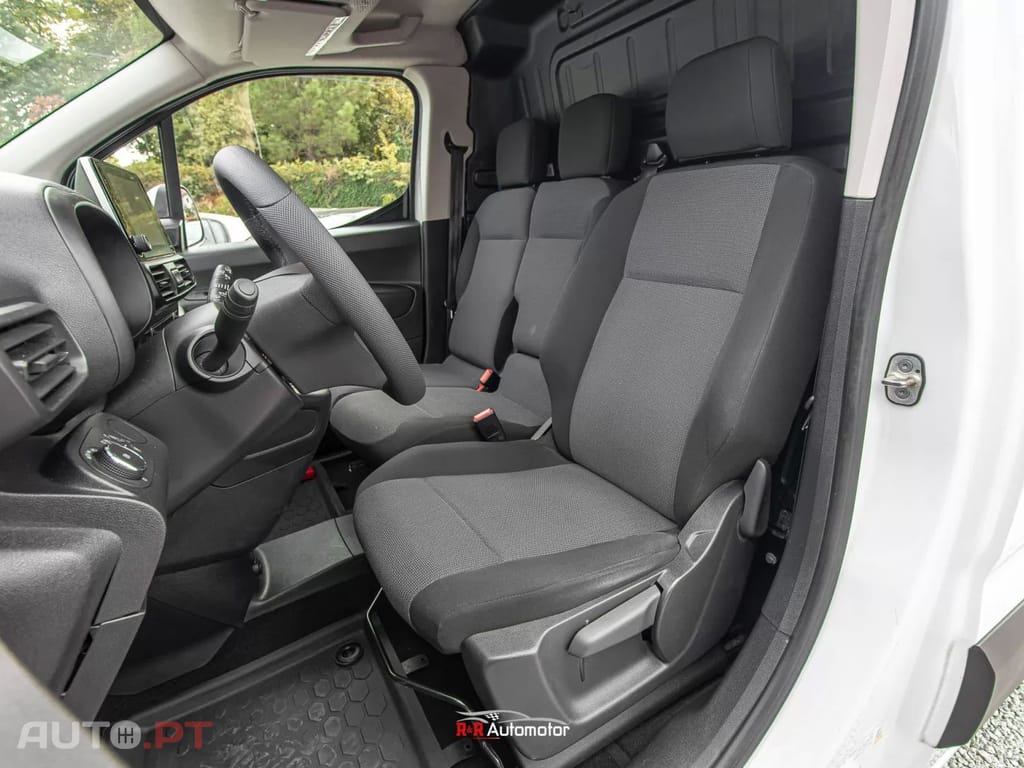 Opel Combo 1.5 CDTi L1H1 - 3 LUGARES - IVA DEDUTÍVEL