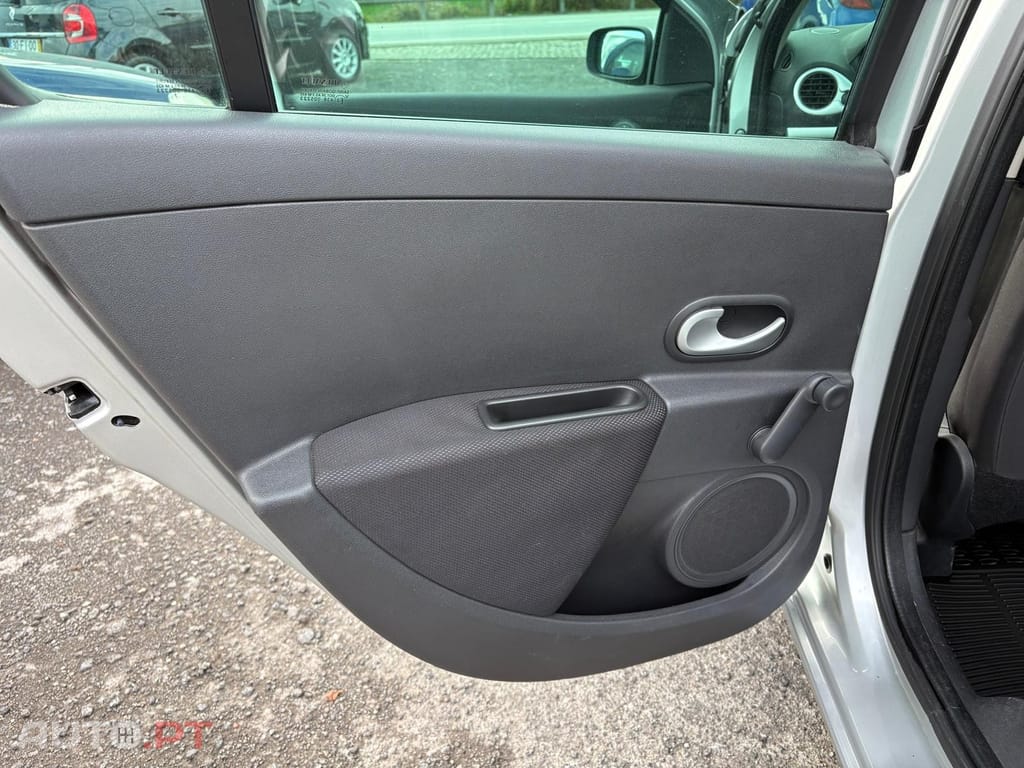 Renault Clio 1.5 dCi Rip Curl