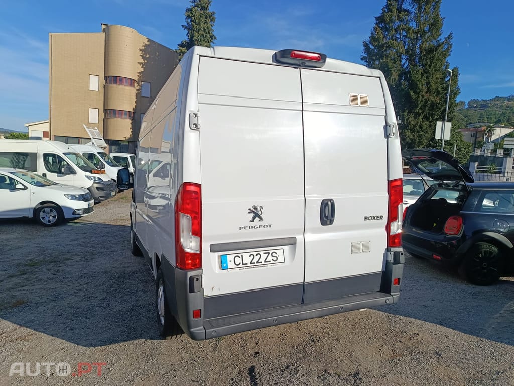 Peugeot Boxer 2.2 BlueHDI 120cv L2H2