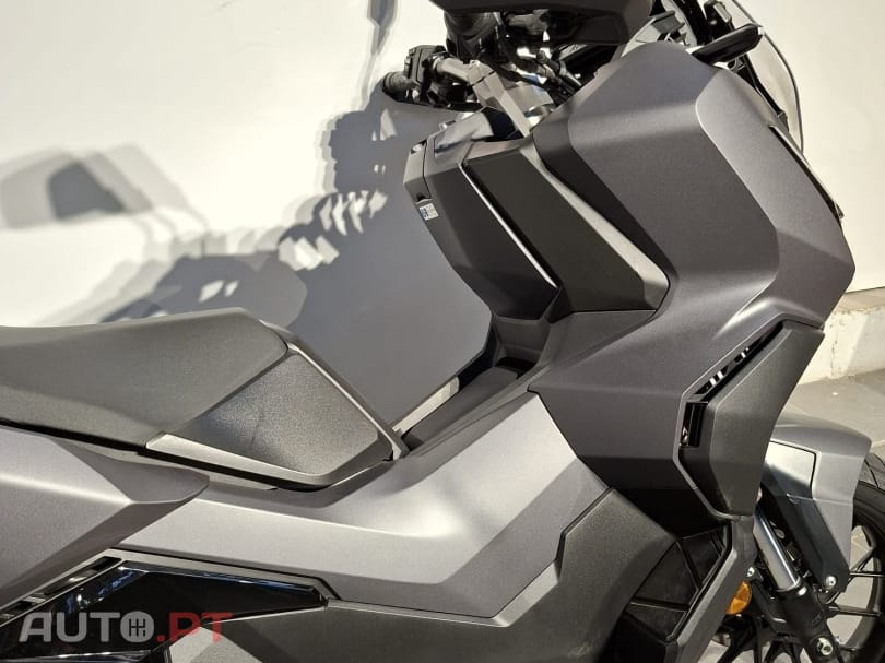 Honda ADV 350