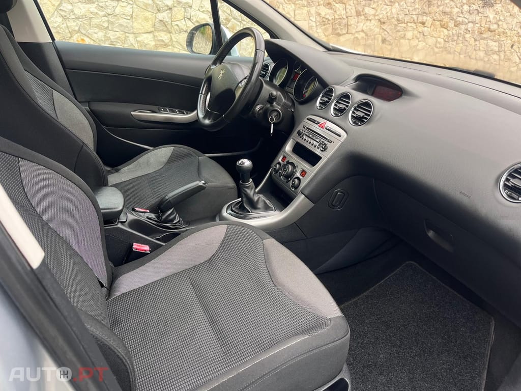 Peugeot 308 1.6 HDI 110cv