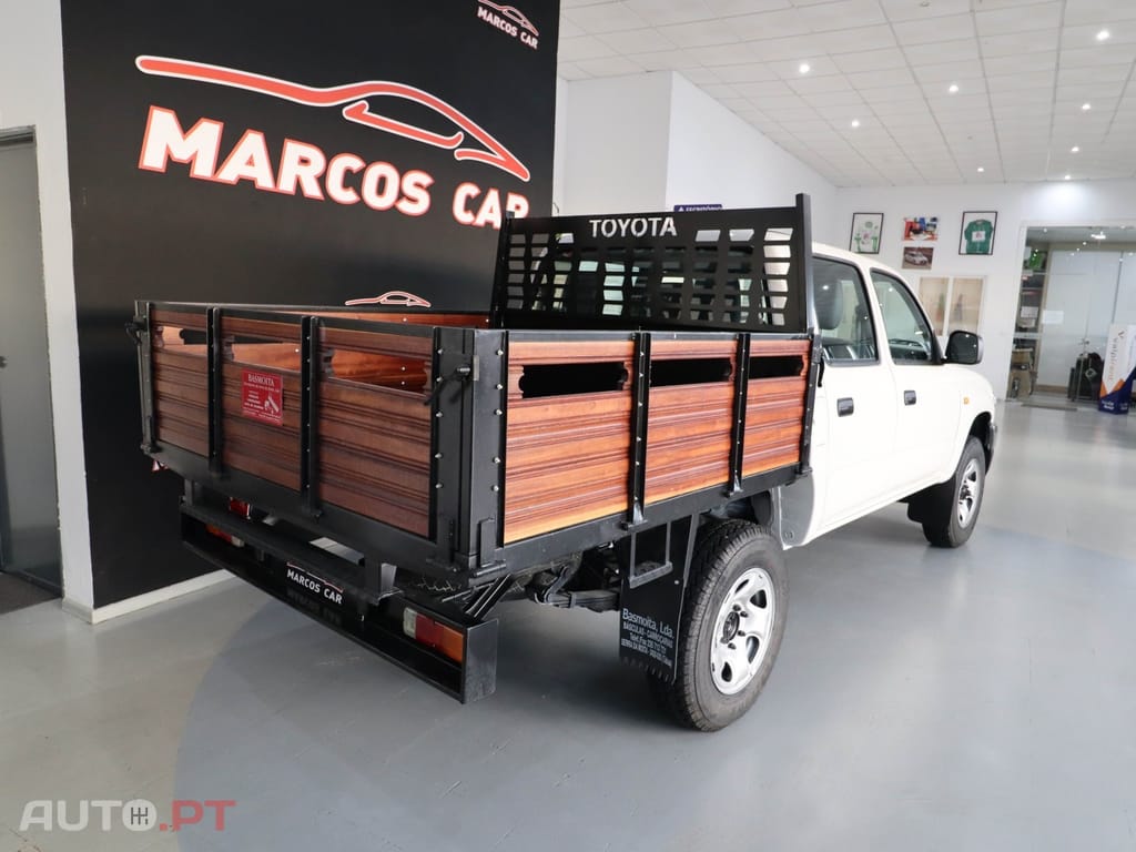 Toyota Hilux 2.5 D4-D CD CM