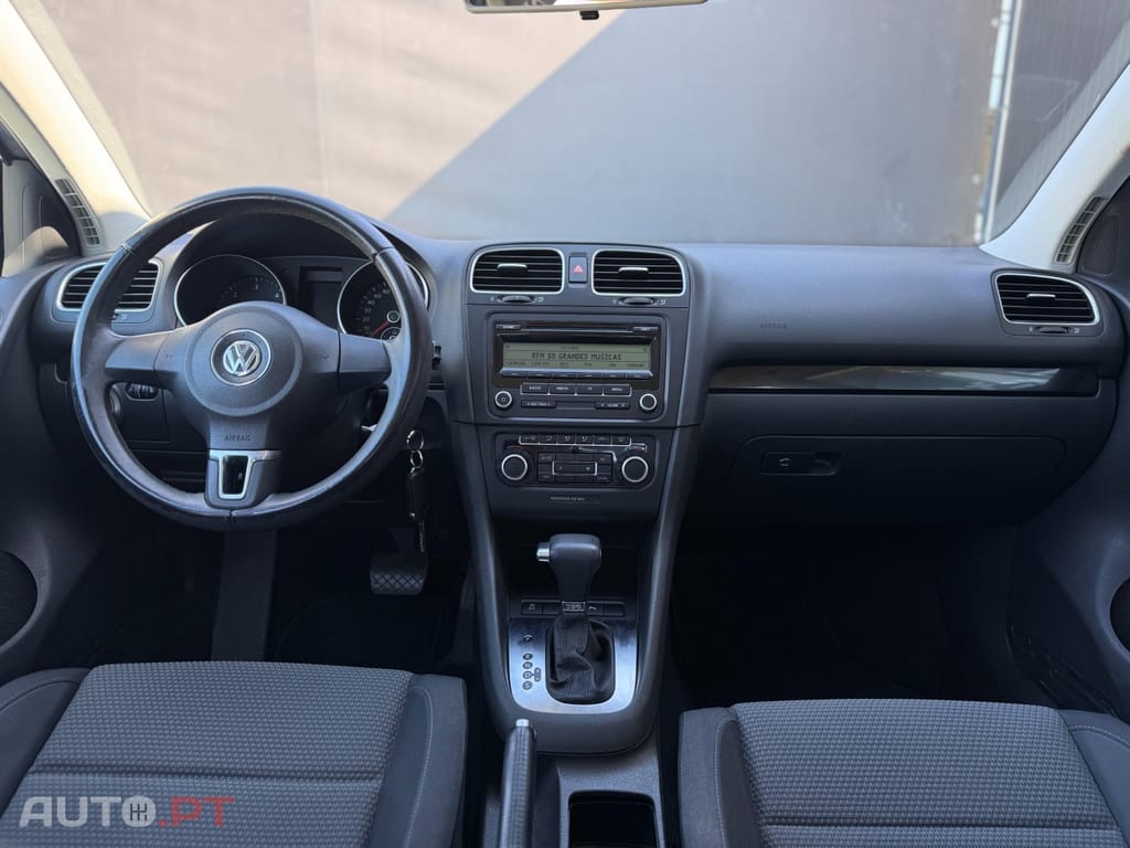 Volkswagen Golf 1.6 TDi Confortline