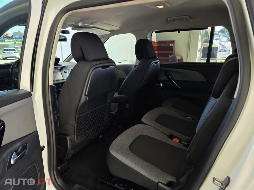 Citroën C4 Spacetourer 1.5 BlueHDi Feel Business — fotografia 17