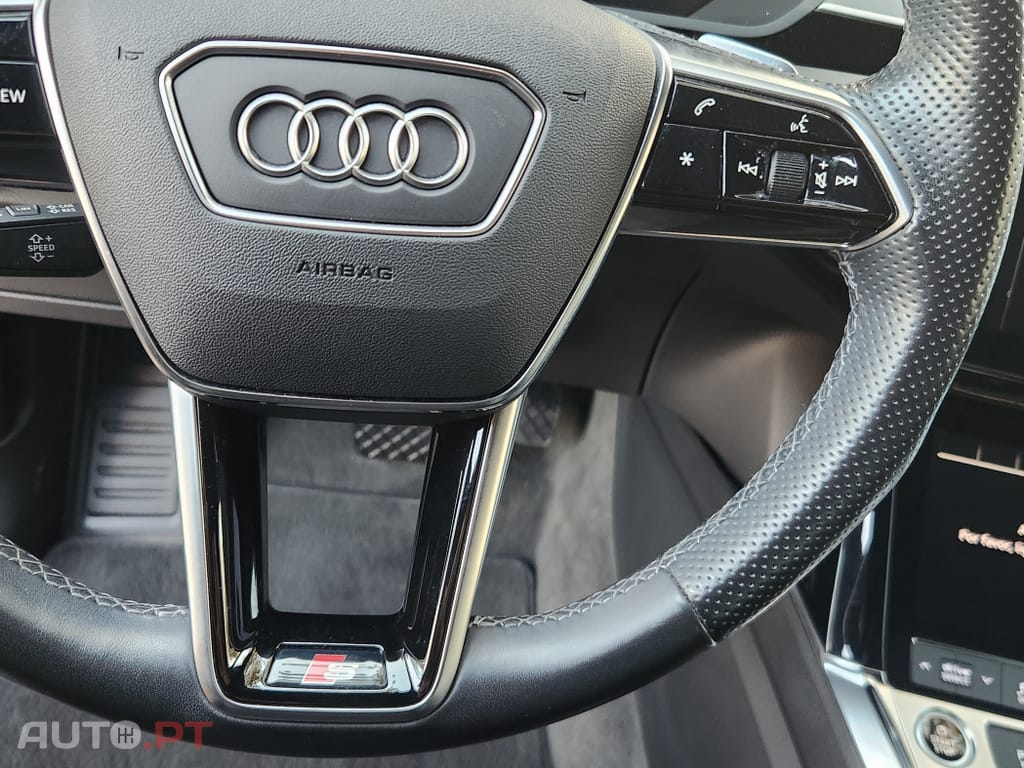 Audi E-Tron 55 quattro S line