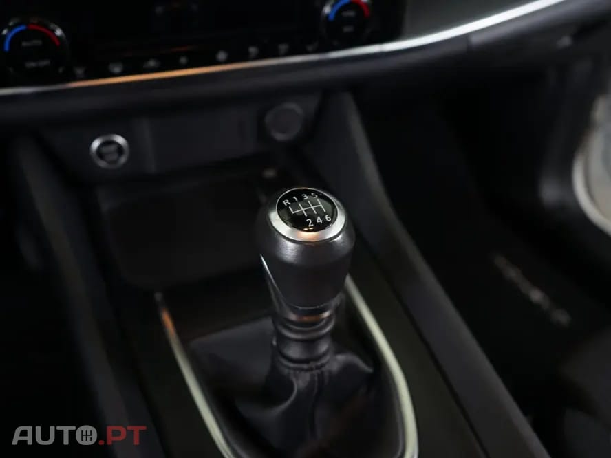 Nissan Qashqai 1.3 DIG-T N-Connecta