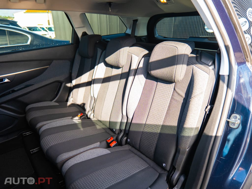 Peugeot 5008 1.5 BlueHDi Active