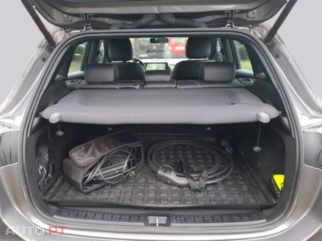 Mercedes-Benz EQA 250 67KWH 