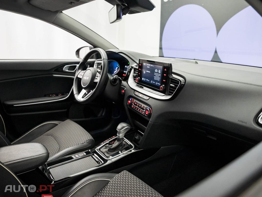 Kia Xceed 1.6 GDi PHEV Drive