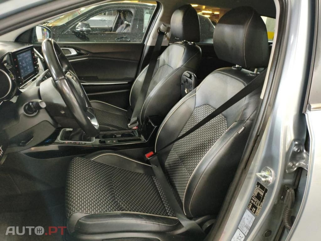 Kia Ceed SW 1.6 CRDi MHEV Drive