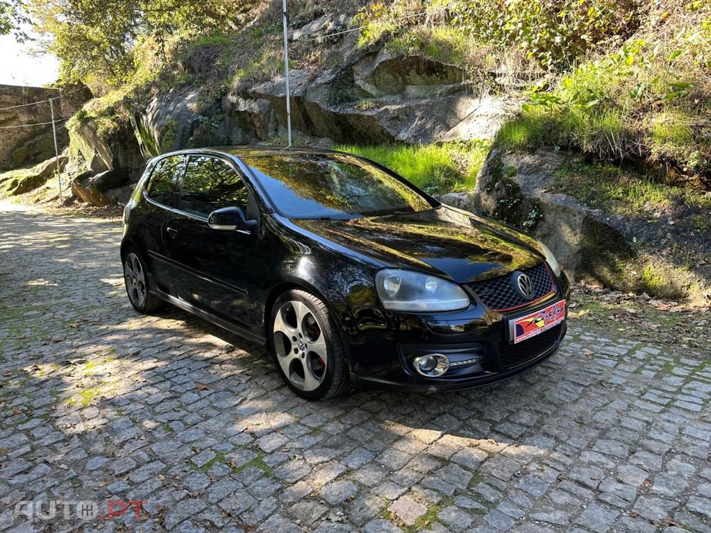 Volkswagen Golf 2.0 GTi