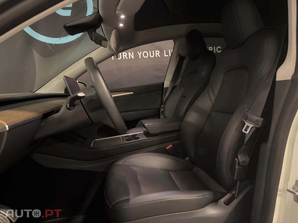 Tesla Model Y Performance Tração Integral