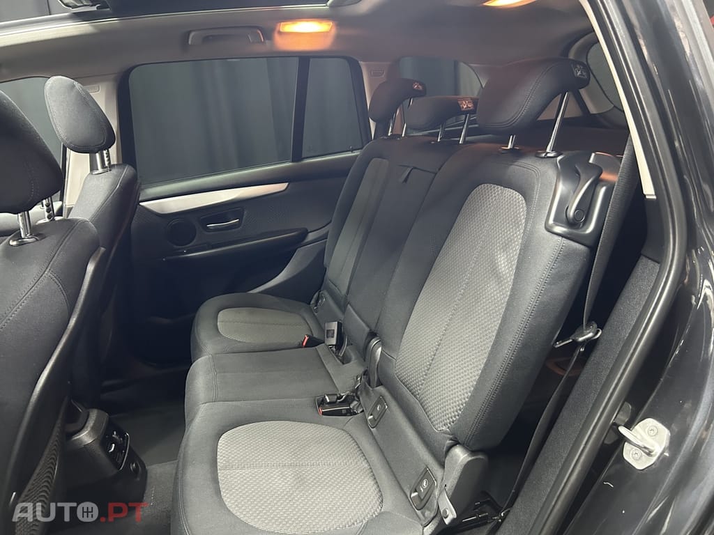 BMW 216 d 7L Advantage