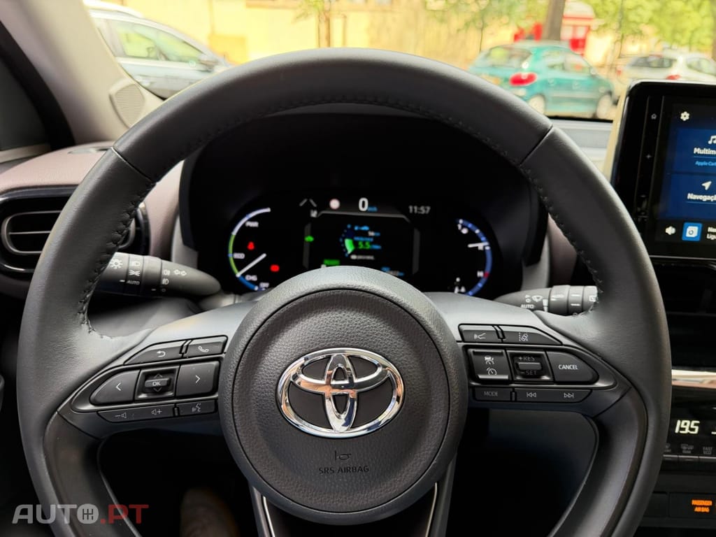 Toyota Yaris Cross 1.5 HDF Luxury