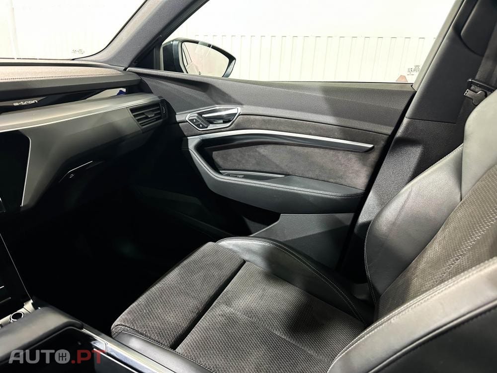 Audi E-Tron 50 quattro S line
