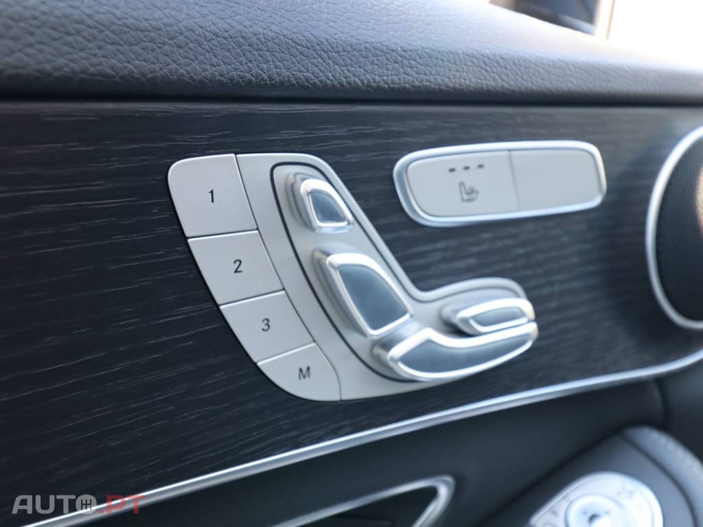 Mercedes-Benz C 300 BlueTEC Hybrid AMG Line