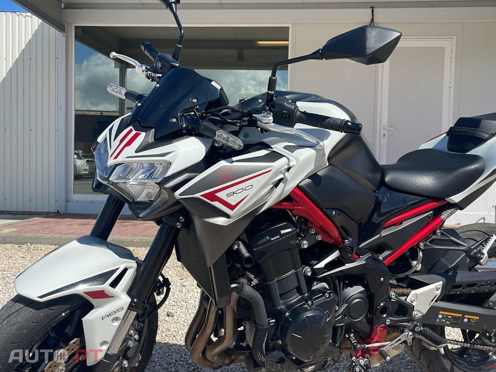 Kawasaki 900 Z900