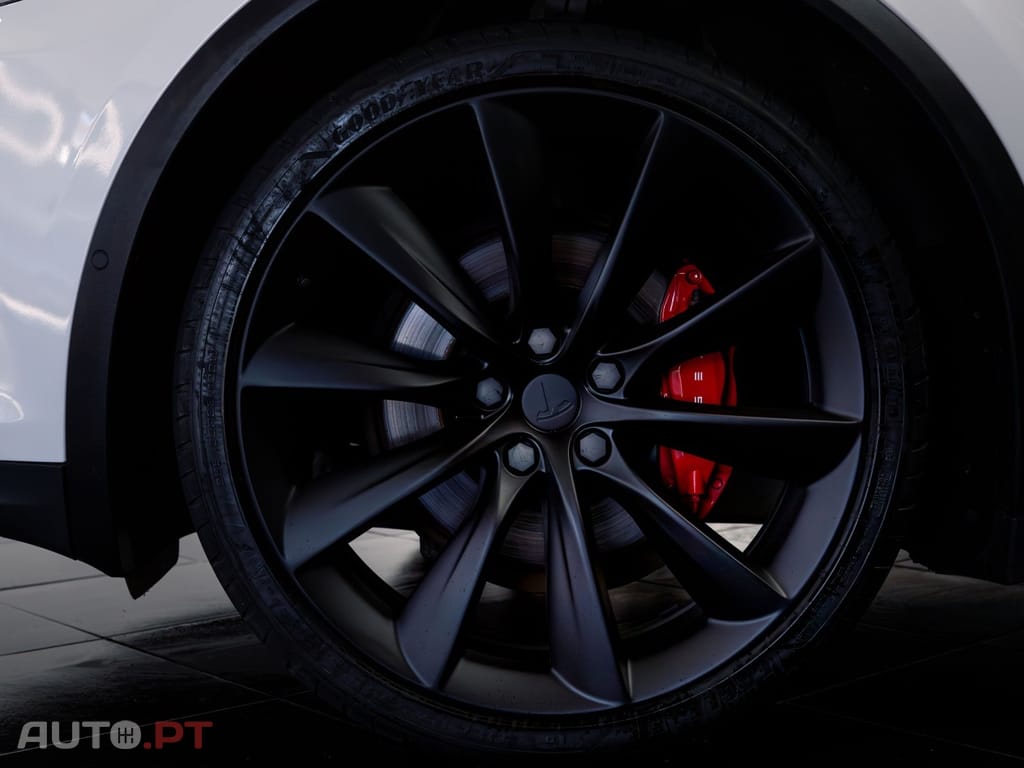 Tesla Model X P100D