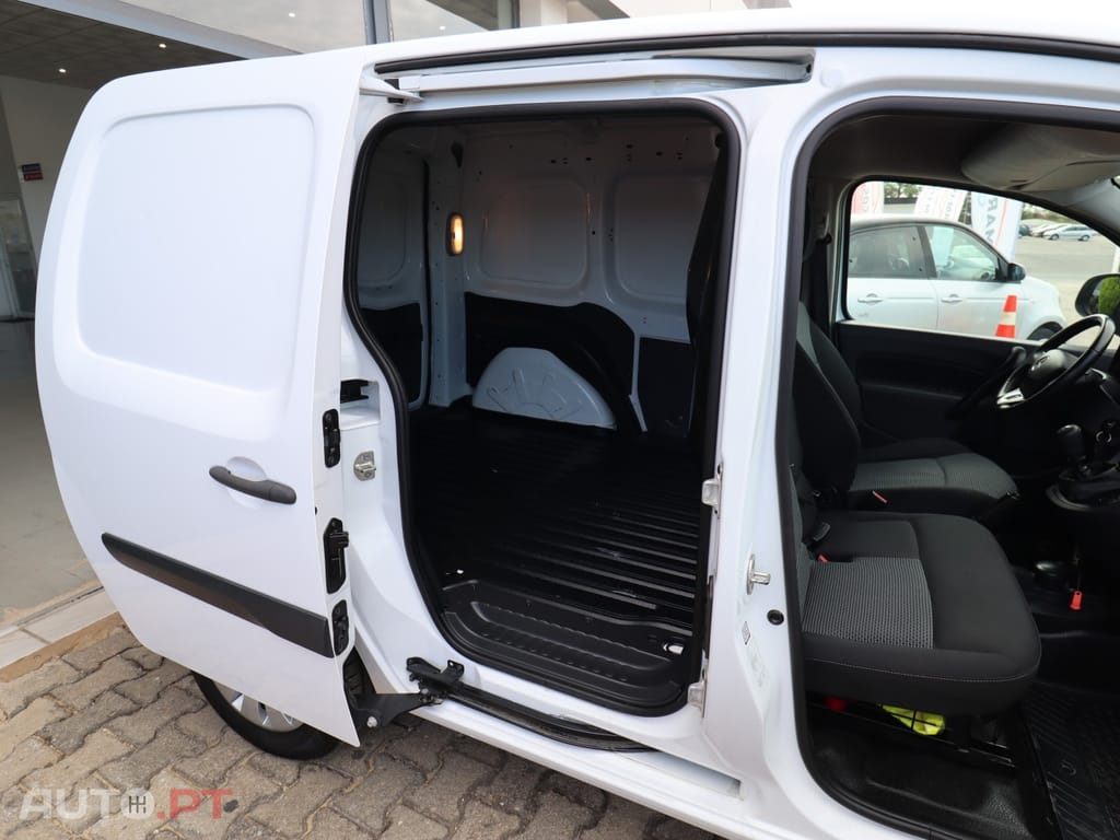 Mercedes-Benz Citan 108 CDi/23 Compacto