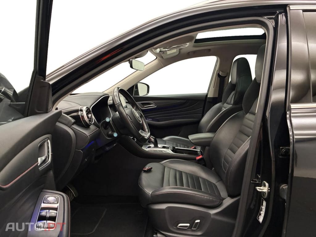 MG EHS 1.5T-GDI PHEV Luxury