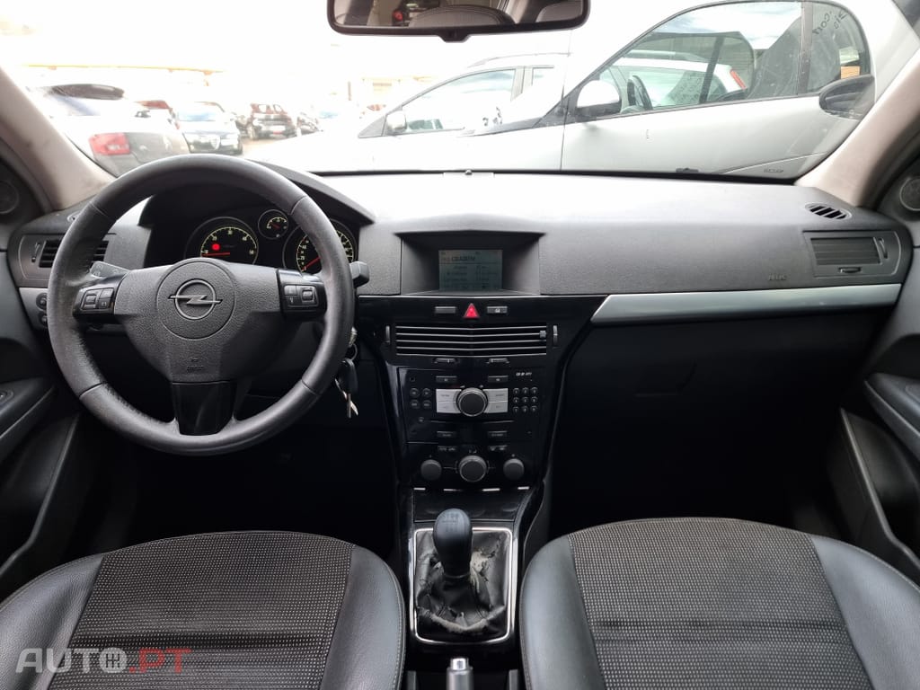 Opel Astra 1.7 CDTi Cosmo