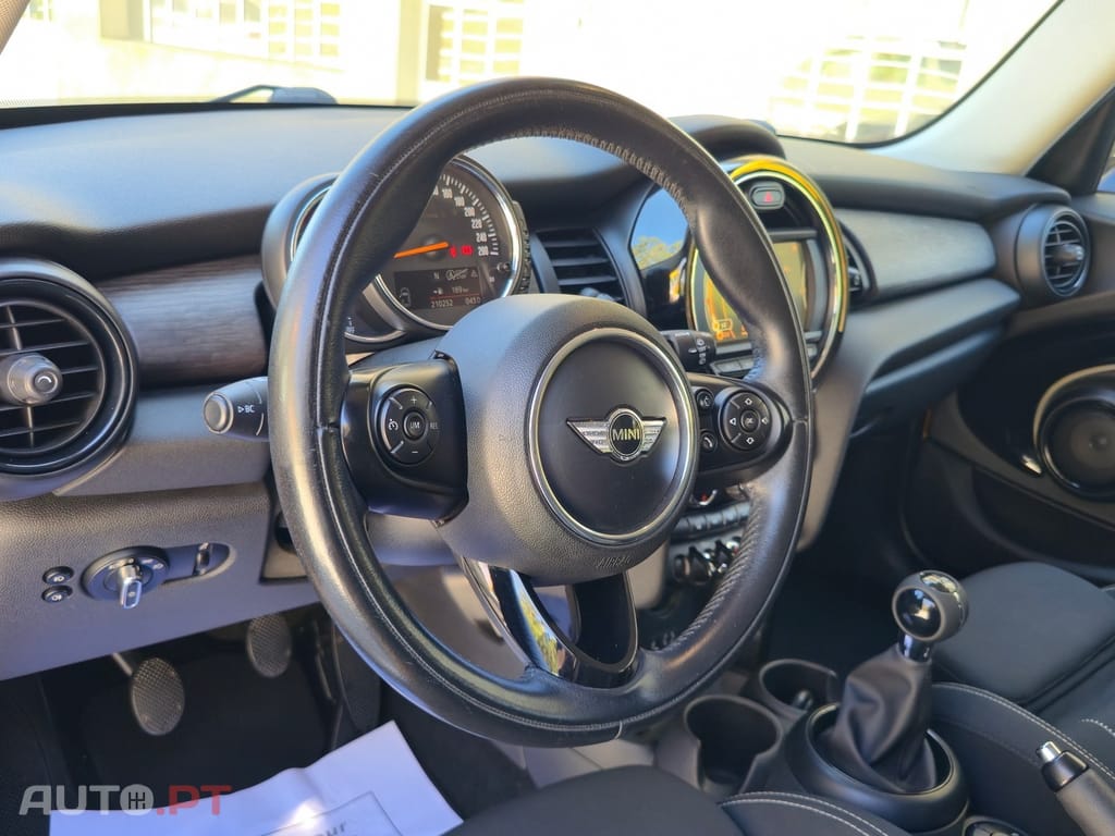 MINI Cooper Cooper SD