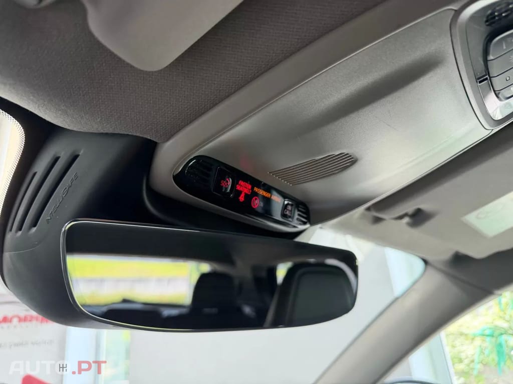 Volvo XC40 1.5 T3 Momentum Plus