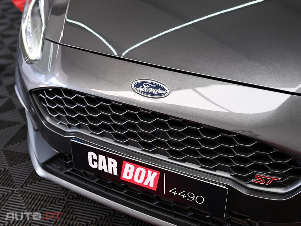 Ford Fiesta 1.5 EcoBoost S&S ST X