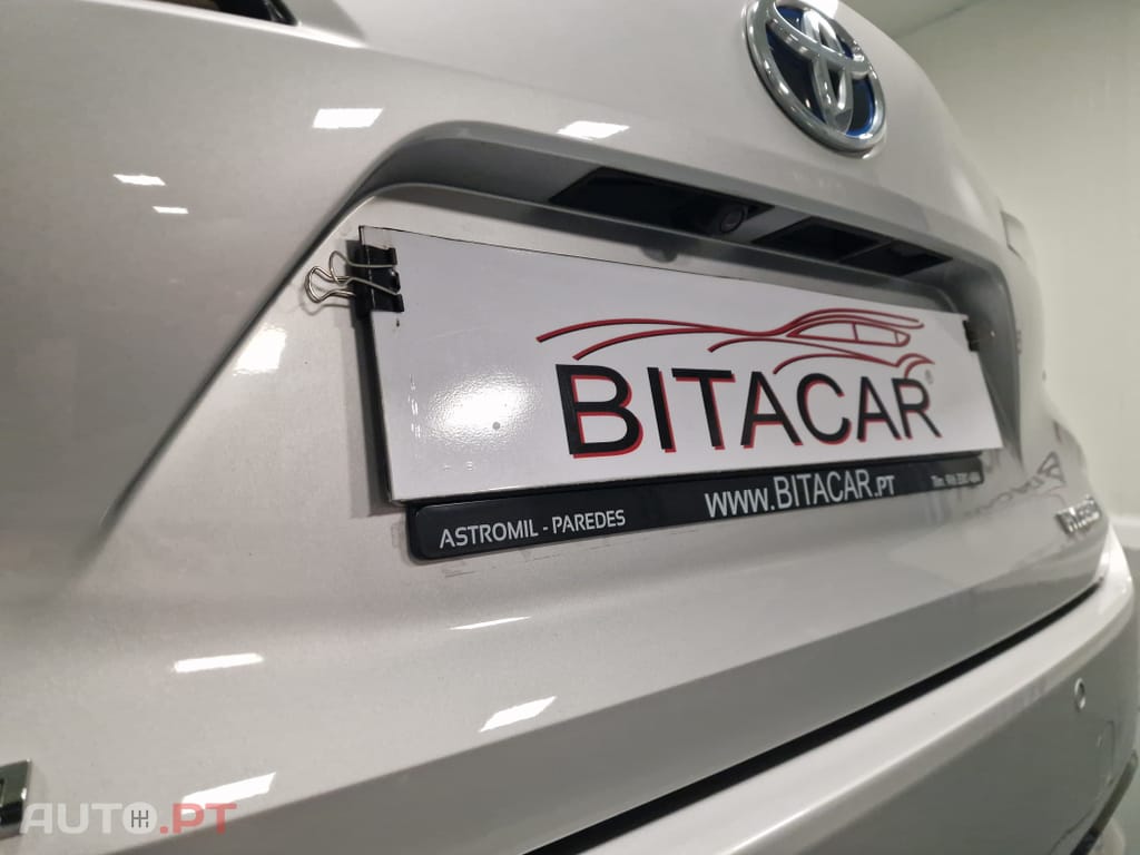 Toyota Corolla Touring Sports 1.8 Hybrid Comfort+P.Sport