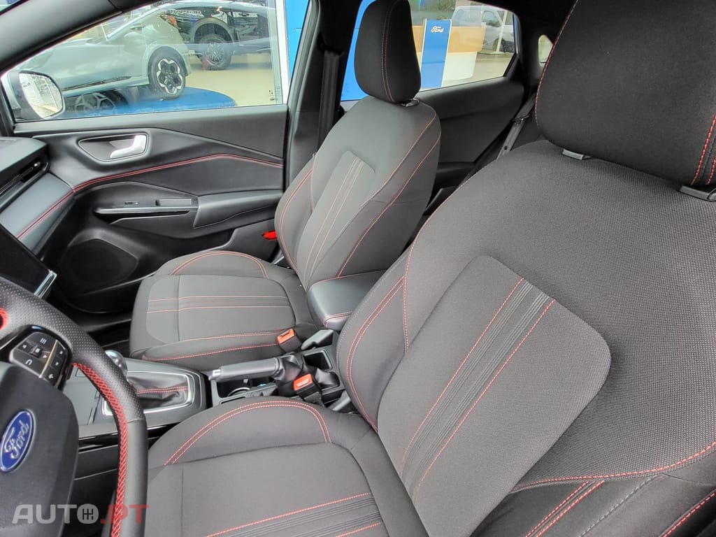 Ford Puma 1.0 EcoBoost mHEV ST-Line